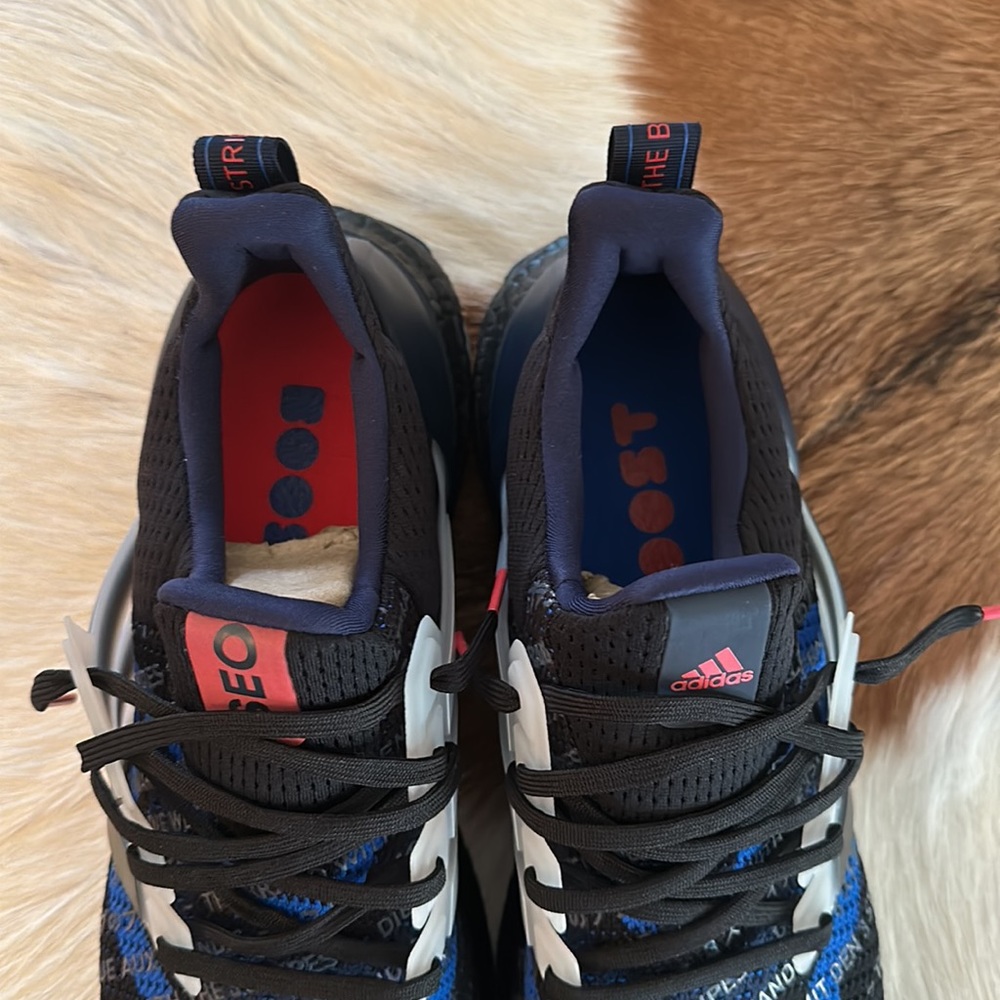 Adidas Ultraboost Size 12 - Picture 8 of 11